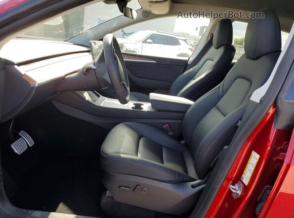 7SAYGDEF4RA284248 2024 TESLA MODEL Red წინა სალონის ხედი