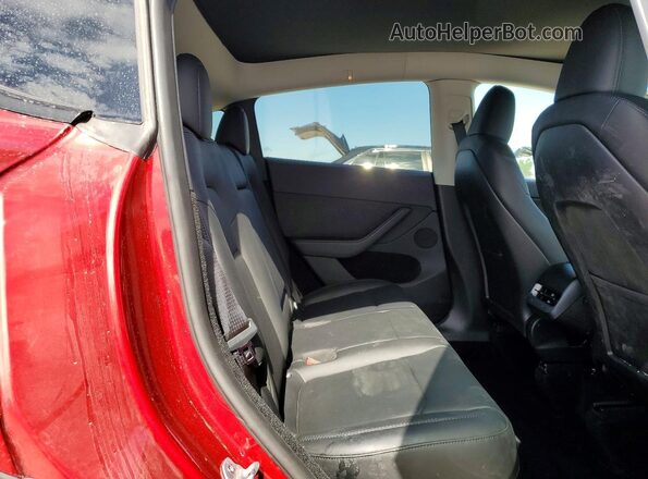 7SAYGDEF4RA284248 2024 TESLA MODEL Red უკანა სავარძლების ხედი