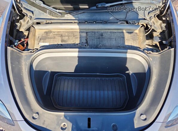 7SAYGDEF5NF549207 2022 TESLA MODEL Gray Вид підкапотного простору