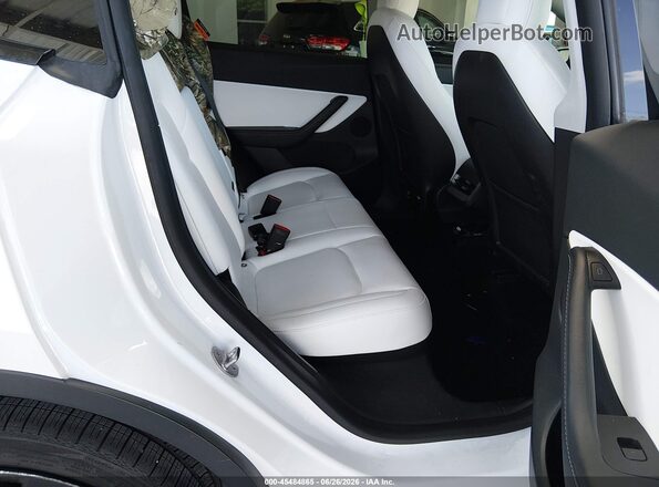 7SAYGDEF6NF379777 2022 TESLA MODEL Y White VIN sticker view