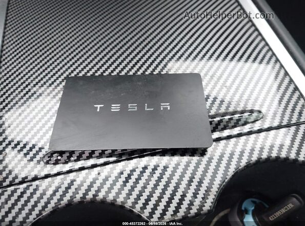 7SAYGDEF6NF397938 2022 TESLA MODEL Y Черный Вид подкапотного пространства