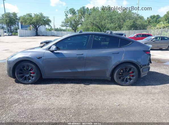 7SAYGDEF6PF839250 2023 TESLA MODEL Y Gray 
