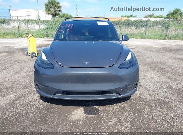7SAYGDEF6PF839250 2023 TESLA MODEL Y Gray Սալոնի հետևի տեսք