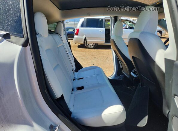 7SAYGDEF6PF936786 2023 TESLA MODEL White Հետևի նստատեղերի տեսք