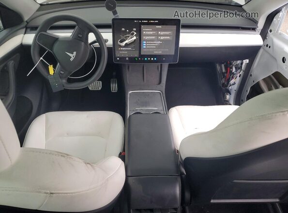 7SAYGDEF6SF221564 2025 TESLA MODEL White Vista del salpicadero