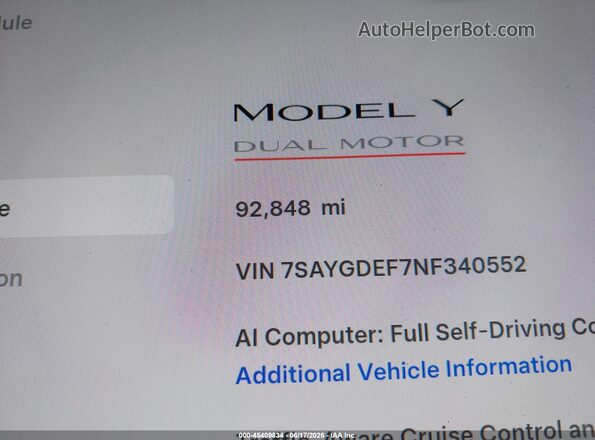 7SAYGDEF7NF340552 2022 TESLA MODEL Y Red Rear seats view