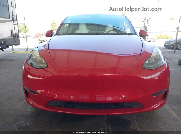 7SAYGDEF7NF340552 2022 TESLA MODEL Y Red Dashboard view