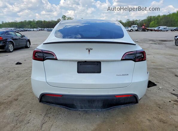 7SAYGDEF7NF464580 2022 TESLA MODEL White Вид ззаду