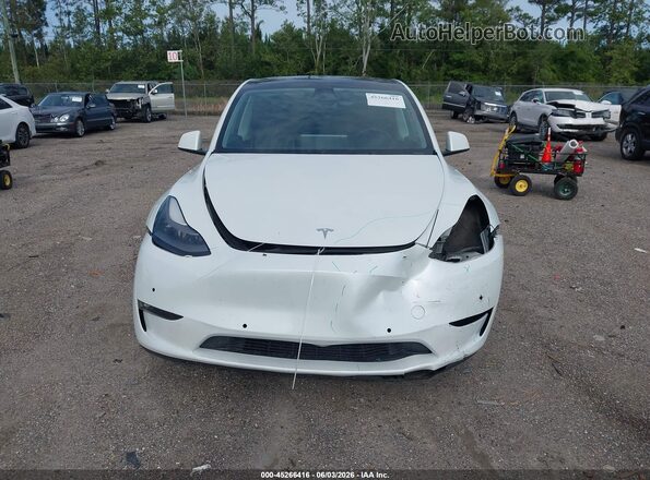 7SAYGDEF7NF507279 2022 TESLA MODEL Y White ხელსაწყოთა პანელის ხედი