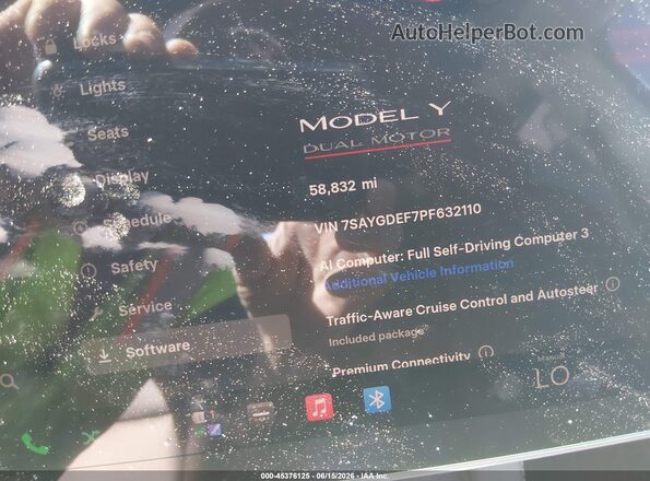 7SAYGDEF7PF632110 2023 TESLA MODEL Y Красный Панорамный вид салона 360°