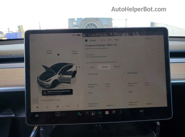 7SAYGDEF7RF179044 2024 TESLA MODEL White Widok zestawu wskaźników