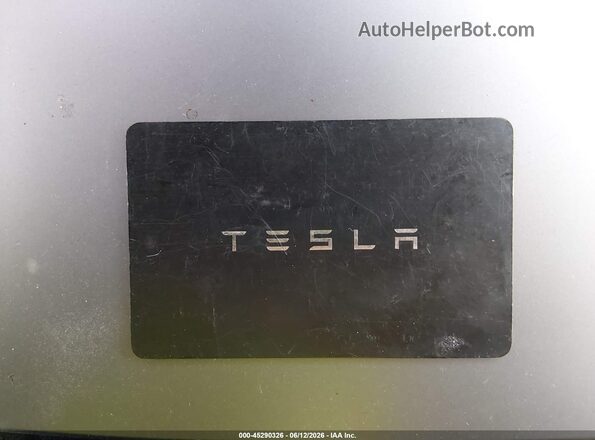 7SAYGDEF8NF407739 2022 TESLA MODEL Y Gray Vista del salpicadero
