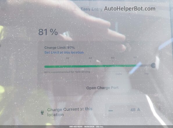 7SAYGDEF8RA310219 2024 TESLA MODEL Y Серебряный 