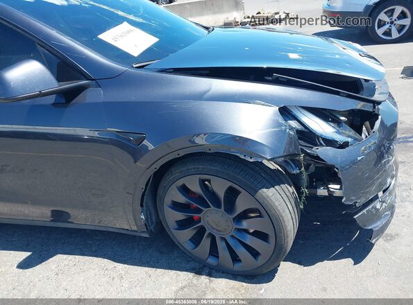 7SAYGDEF8RF106717 2024 TESLA MODEL Y Серый 