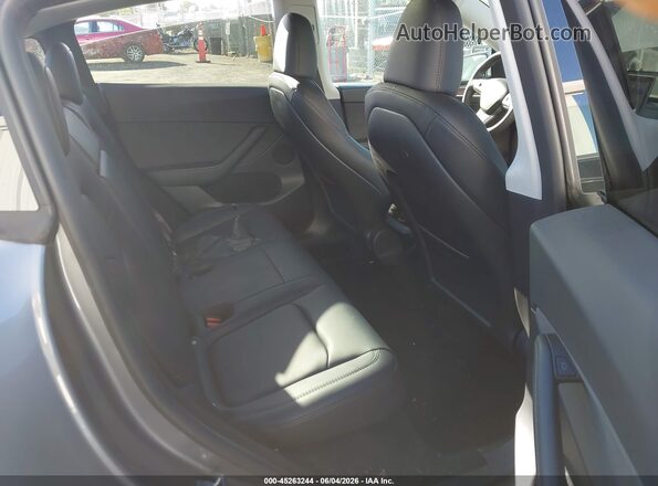 7SAYGDEF8RF195060 2024 TESLA MODEL Y Серый Вид наклейки с VIN-кодом