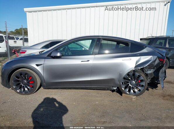 7SAYGDEF8RF195060 2024 TESLA MODEL Y Серый 