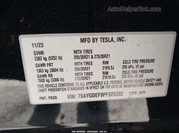 7SAYGDEF9PF925202 2023 TESLA MODEL Y Black Engine compartment view