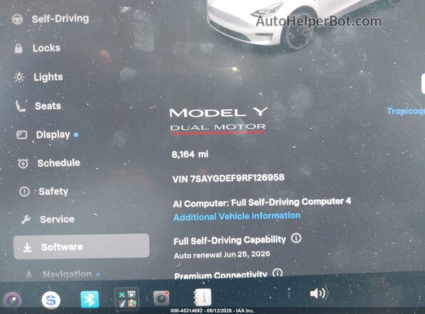 7SAYGDEF9RF126958 2024 TESLA MODEL Y White Հետևի նստատեղերի տեսք