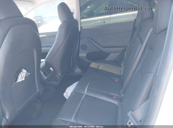 7SAYGDEF9RF126958 2024 TESLA MODEL Y White VIN կոդի պիտակի տեսք