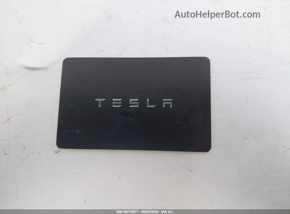 7SAYGDEFXNF468378 2022 TESLA MODEL Y Серый Вид панели приборов