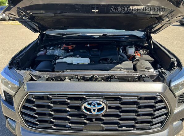 7SVAAAAA8PX002228 2023 TOYOTA SEQUOIA Gray Առջևի վահանակի տեսք