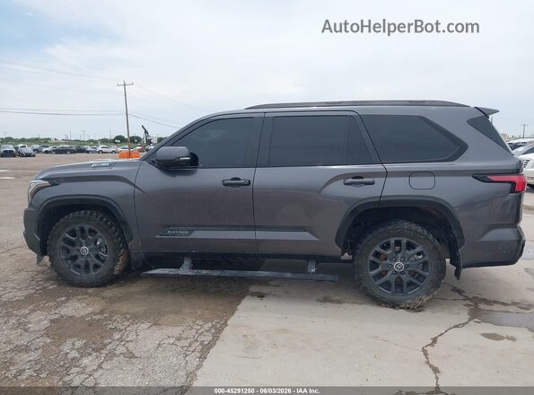 7SVAAABA0RX022037 2024 TOYOTA SEQUOIA Black Սալոնի հետևի տեսք