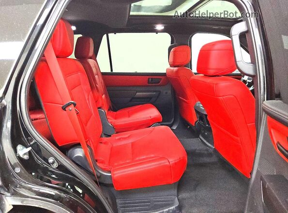 7SVAAABA1SX054968 2025 TOYOTA SEQUOIA Black Rear interior view