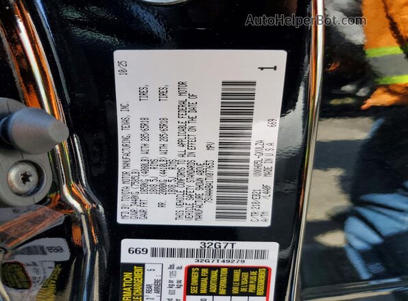 7SVAAABA1TX077653 2026 TOYOTA SEQUOIA Black VIN կոդի պիտակի տեսք