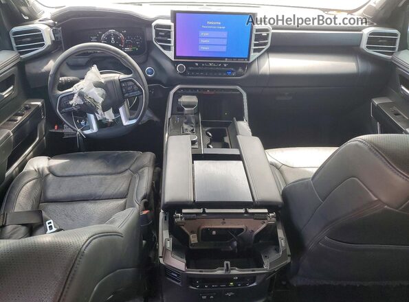 7SVAAABA3RX041259 2024 TOYOTA SEQUOIA White Vista del salpicadero