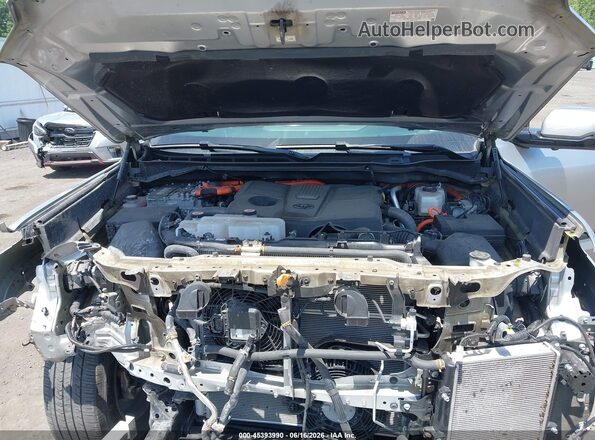 7SVAAABA3RX048289 2024 TOYOTA SEQUOIA Silver Rear view