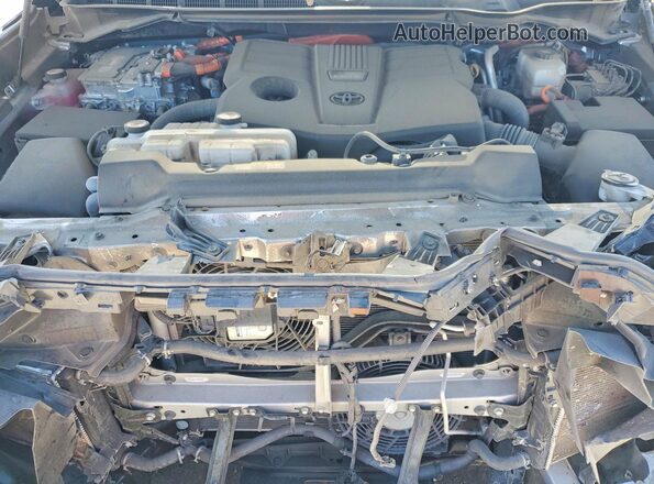 7SVAAABA3SX048427 2025 TOYOTA SEQUOIA Silver Engine compartment view