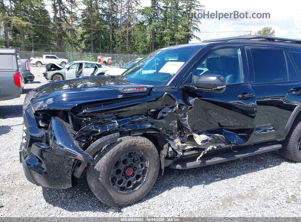 7SVAAABA3SX070282 2025 TOYOTA SEQUOIA Black Front view