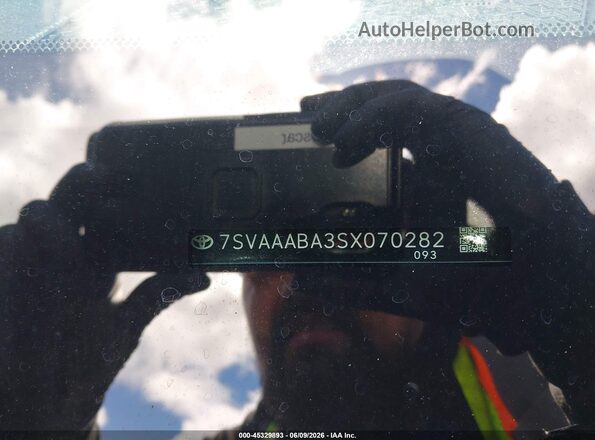 7SVAAABA3SX070282 2025 TOYOTA SEQUOIA Black Engine compartment view