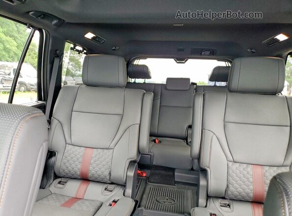 7SVAAABA3TX076228 2026 TOYOTA SEQUOIA White Rear seats view