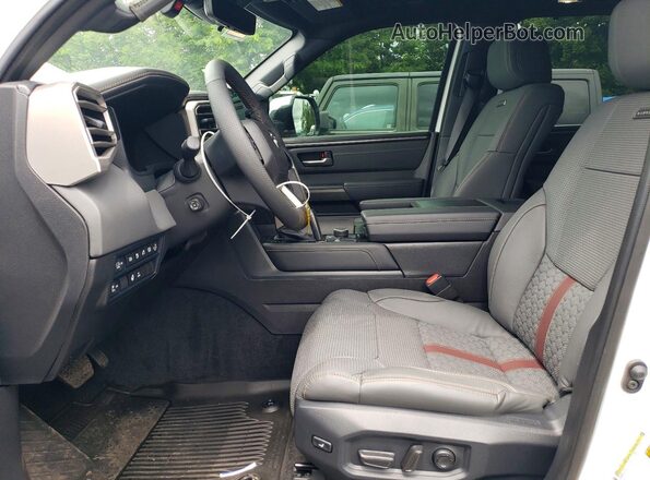 7SVAAABA3TX076228 2026 TOYOTA SEQUOIA White Front interior view