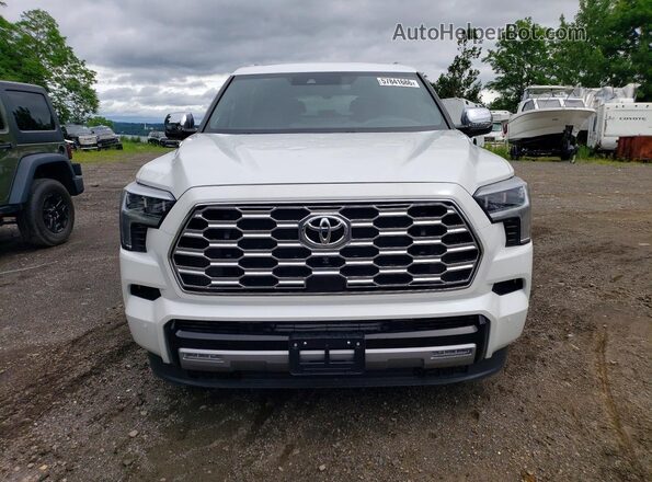 7SVAAABA3TX076228 2026 TOYOTA SEQUOIA White Front view