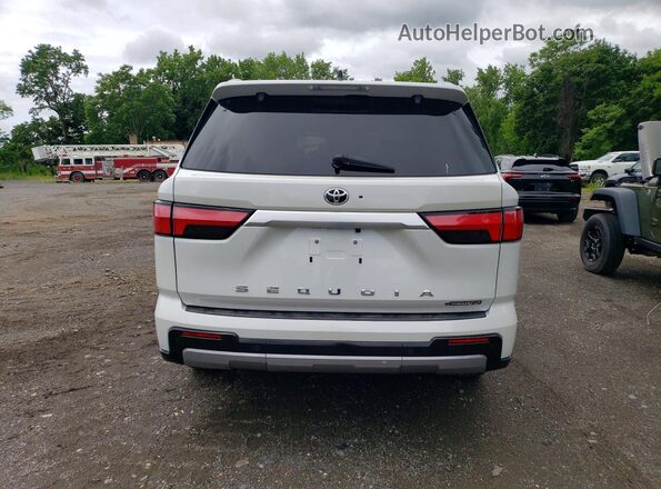 7SVAAABA3TX076228 2026 TOYOTA SEQUOIA White Rear view