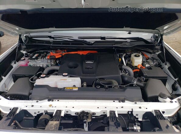 7SVAAABA3TX076228 2026 TOYOTA SEQUOIA White Engine compartment view