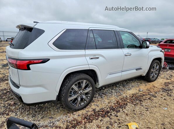 7SVAAABA5PX011385 2023 TOYOTA SEQUOIA White Rear right