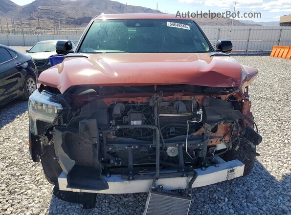 7SVAAABA5RX025094 2024 TOYOTA SEQUOIA Оранжевый Вид спереди