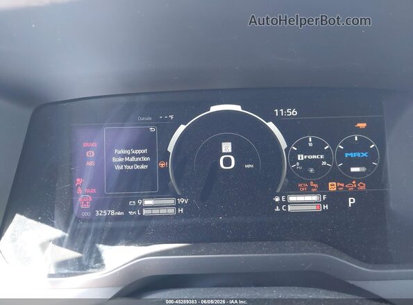 7SVAAABA5RX048004 2024 TOYOTA SEQUOIA White Հետևի նստատեղերի տեսք
