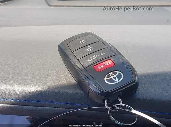 7SVAAABA5RX048004 2024 TOYOTA SEQUOIA White Առջևի վահանակի տեսք