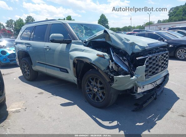 7SVAAABA7RX026795 2024 TOYOTA SEQUOIA Gray Rear interior view