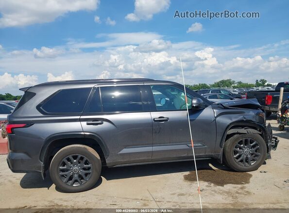 7SVAAABA9PX013561 2023 TOYOTA SEQUOIA Gray Widok wnętrza z tyłu