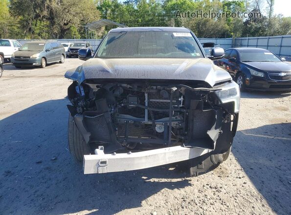 7SVAAABA9PX015102 2023 TOYOTA SEQUOIA Charcoal Widok z przodu
