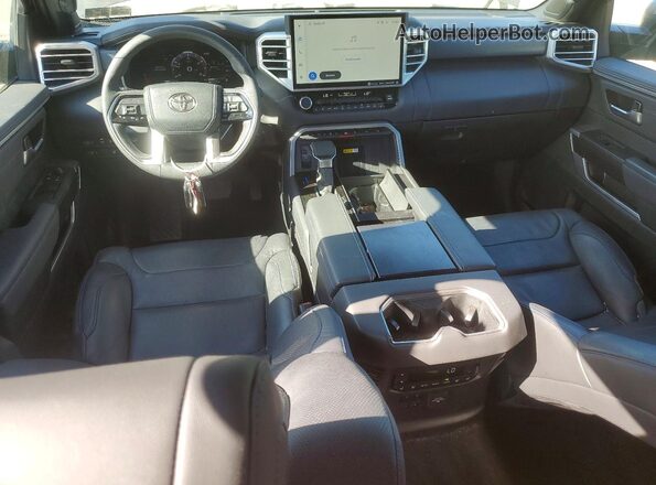 7SVAAABA9PX015102 2023 TOYOTA SEQUOIA Charcoal Widok deski rozdzielczej