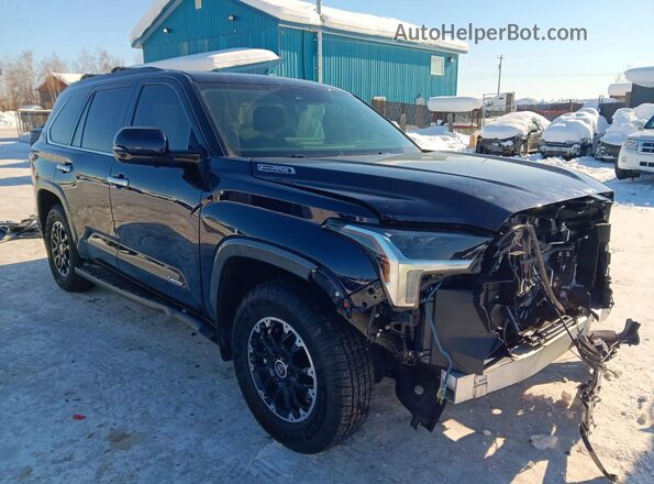 7SVAAABA9PX017335 2023 TOYOTA SEQUOIA Blue Front right