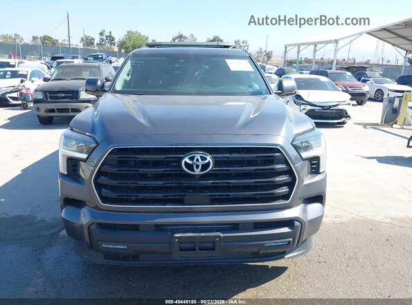 7SVAAABA9RX046255 2024 TOYOTA SEQUOIA Серый Вид щитка приборов