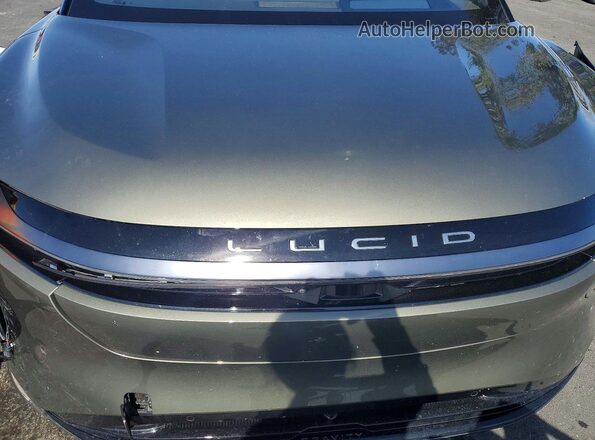 7UUG1GHJ8TA045767 2026 LUCID GRAVITY Green Vista interior trasera
