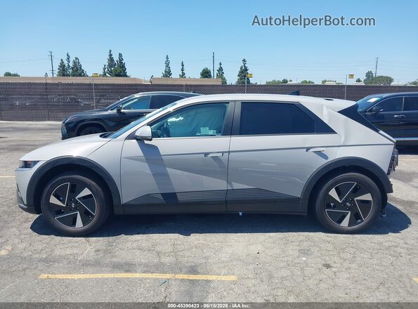7YAKM4DA7SY012330 2025 HYUNDAI IONIQ 5 Gray სალონის 360-გრადუსიანი ხედი